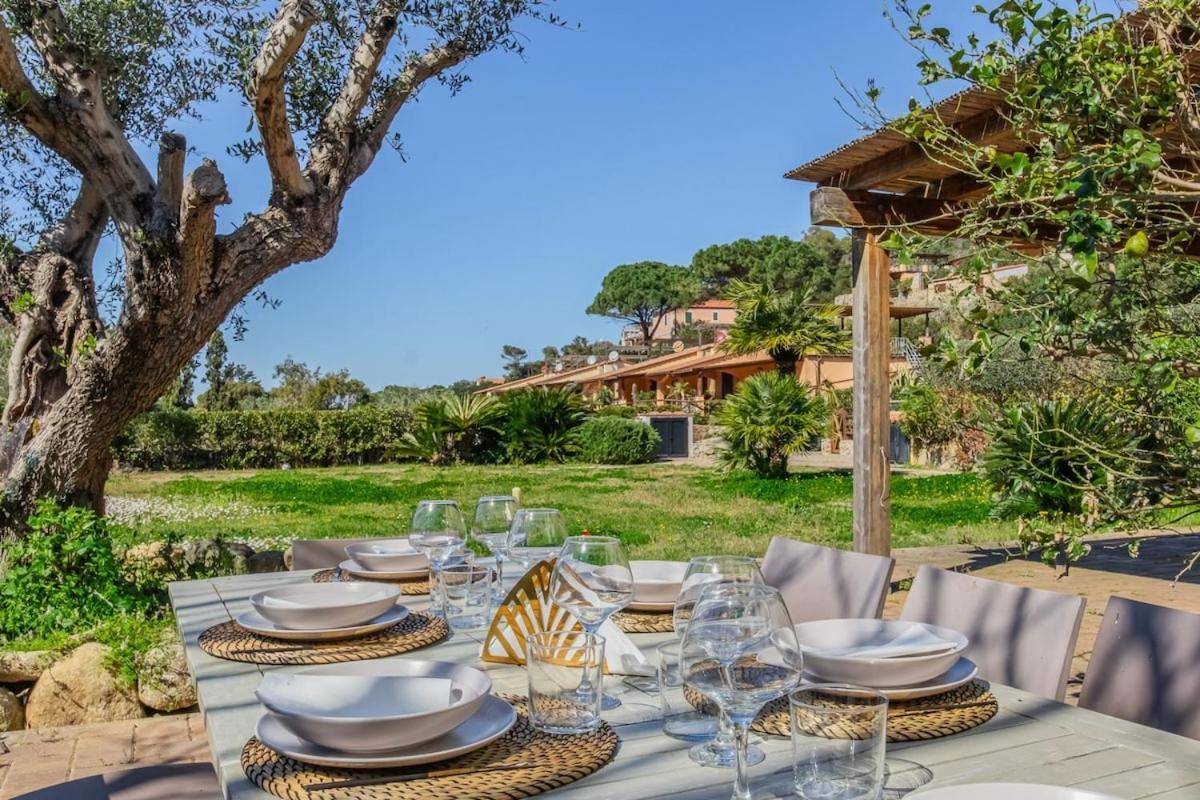 Villa Acquasalata Nisporto Kültér fotó