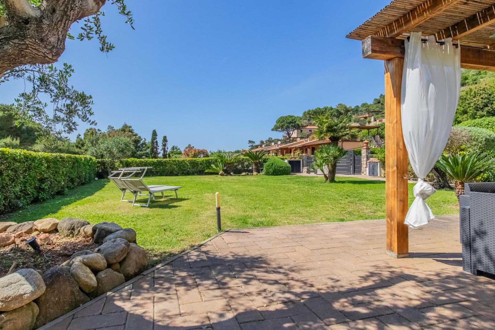 Villa Acquasalata Nisporto Kültér fotó