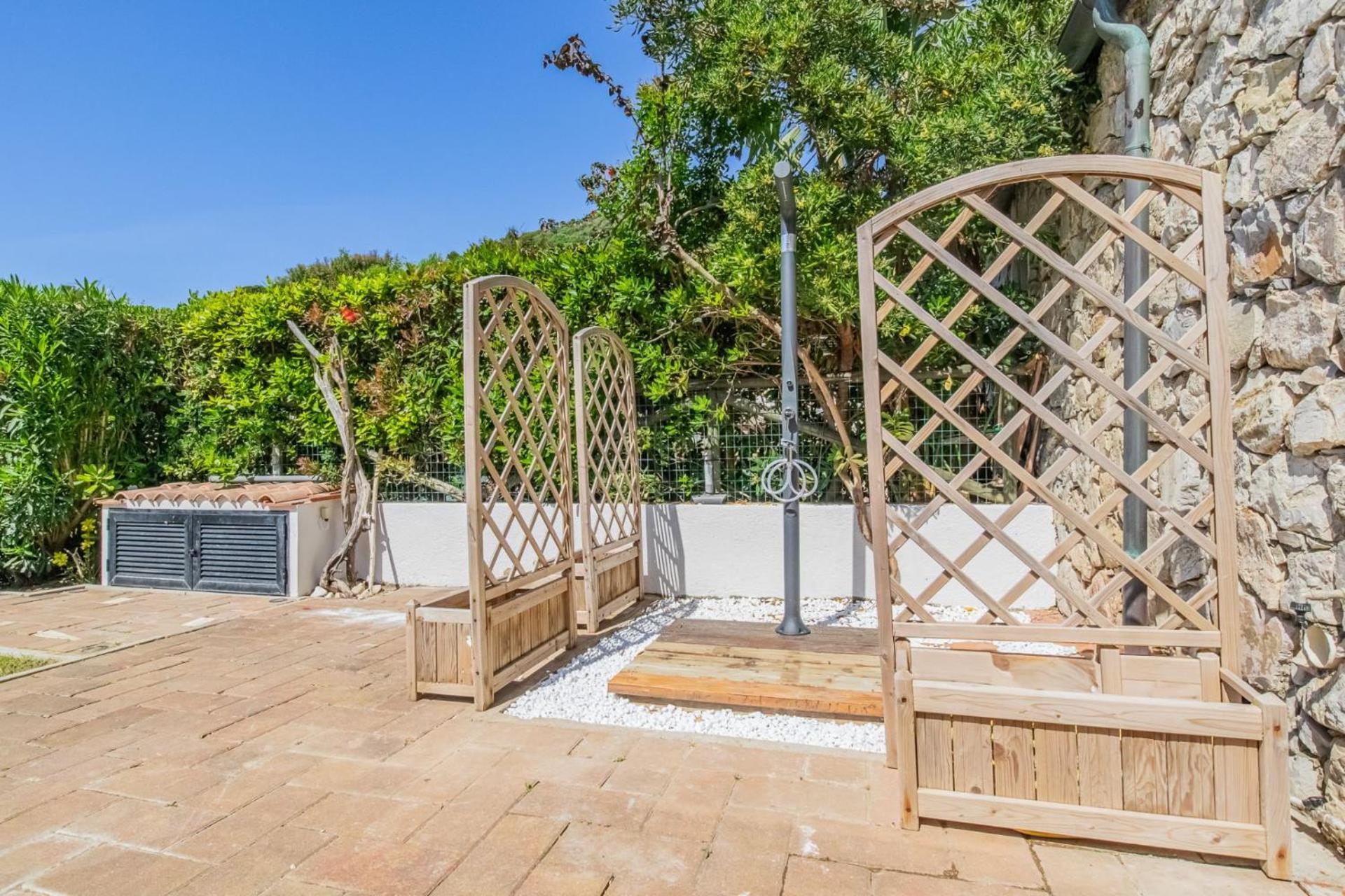 Villa Acquasalata Nisporto Kültér fotó