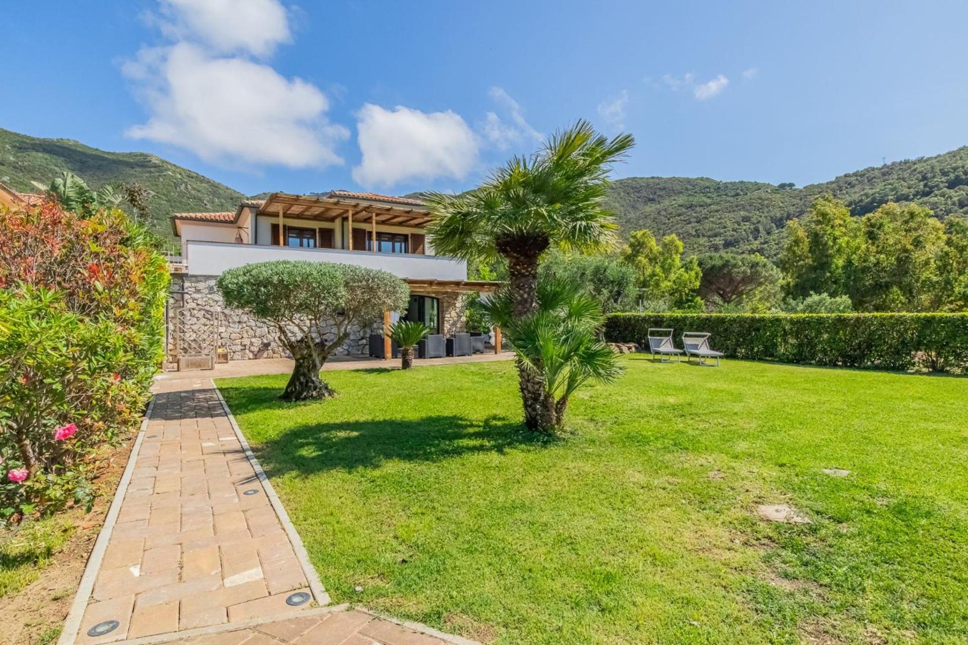 Villa Acquasalata Nisporto Kültér fotó
